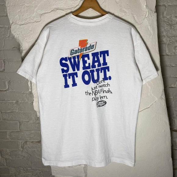 Fruit of the Loom Other - Vintage 1996 NBA Finals Gatorade Sweat It Out T-Shirt XL White Single Stitch USA